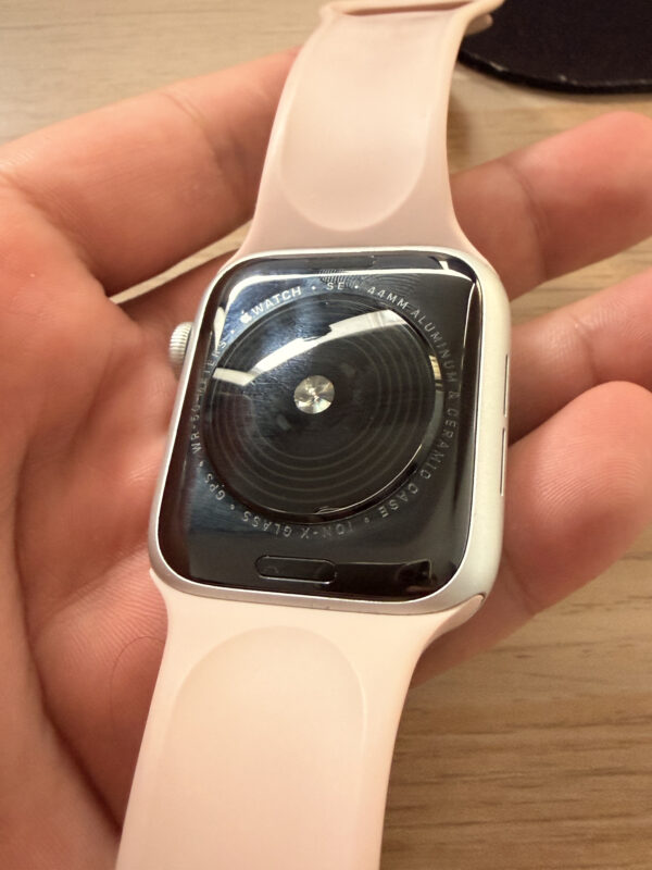 Apple Watch SE GPS (44mm) - Plata